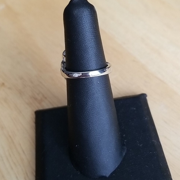 Gorgeous Plated Ring - Picture 3 of 4